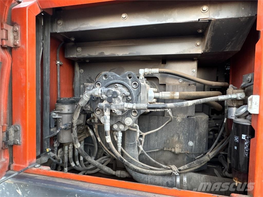 Doosan DX300 LC-5 Εκσκαφείς με ερπύστριες
