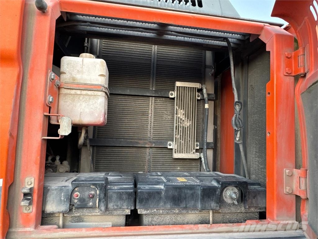 Doosan DX300 LC-5 Εκσκαφείς με ερπύστριες