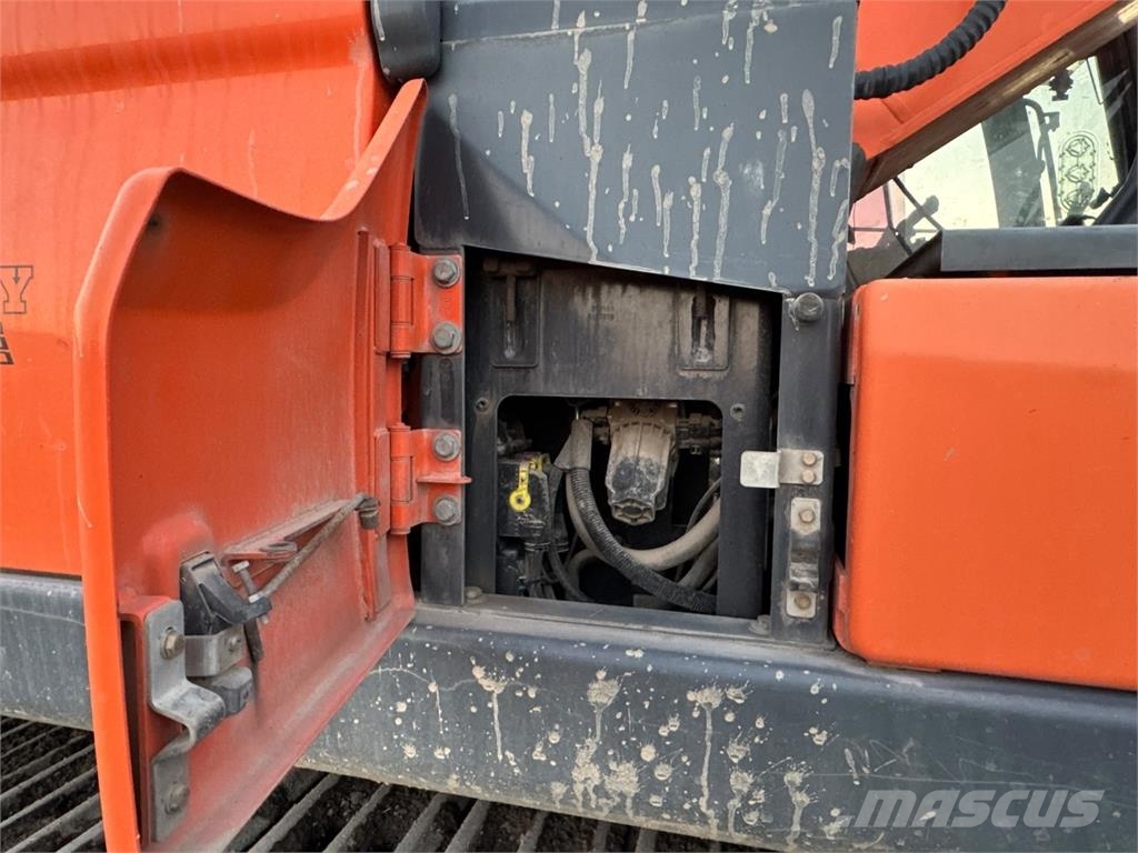 Doosan DX300 LC-5 VARATTU!! Raupenbagger