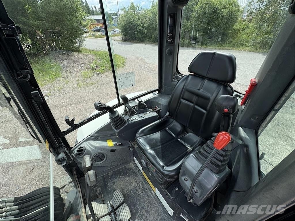 ECM 35 2ZT MYYTY!! Minikaivukoneet < 7t