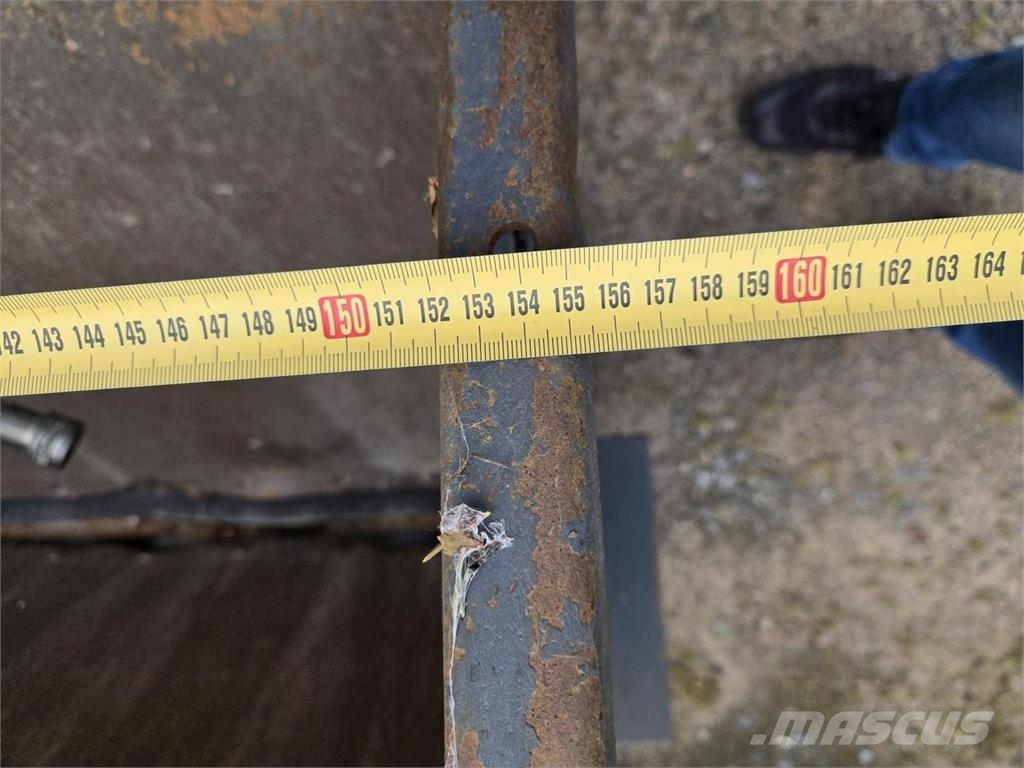 EHM 600 TJ Hiekoituskauha Kum ve tuz serpiciler