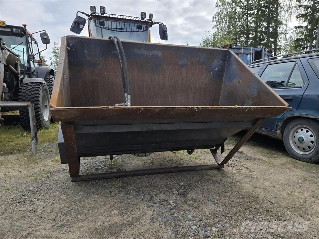 EHM 600 TJ Hiekoituskauha Kum ve tuz serpiciler