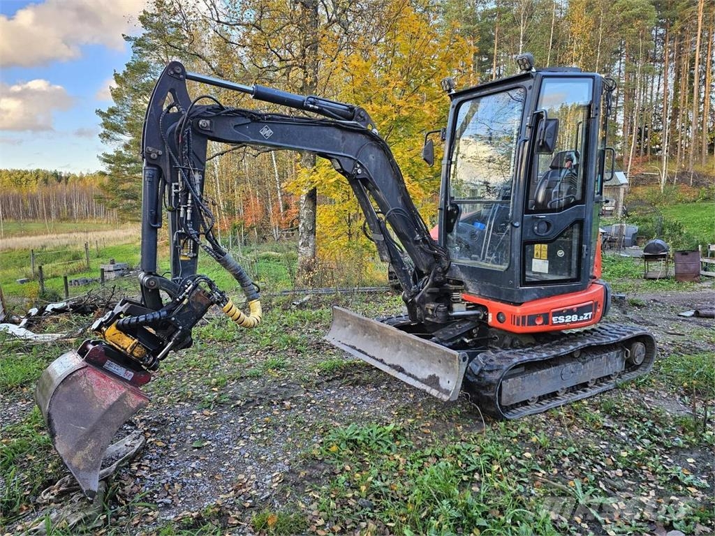 Eurocomach ES28.2ZT, 3 kauhaa, Rasvari Minigraafmachines < 7t