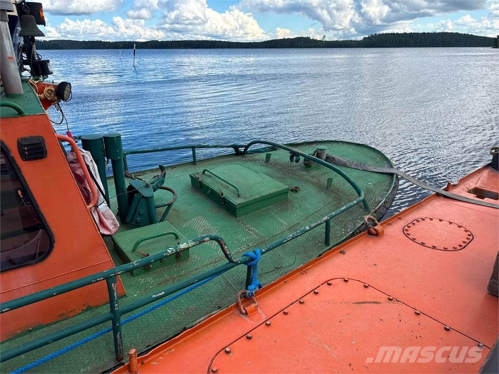  FBP 15M Proomu / Voodoo hinaaja / Hydr.yksikkö Work boats / barges