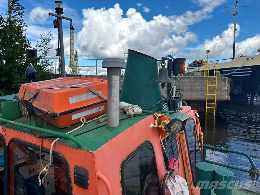  FBP 15M Proomu / Voodoo hinaaja / Hydr.yksikkö Work boats / barges