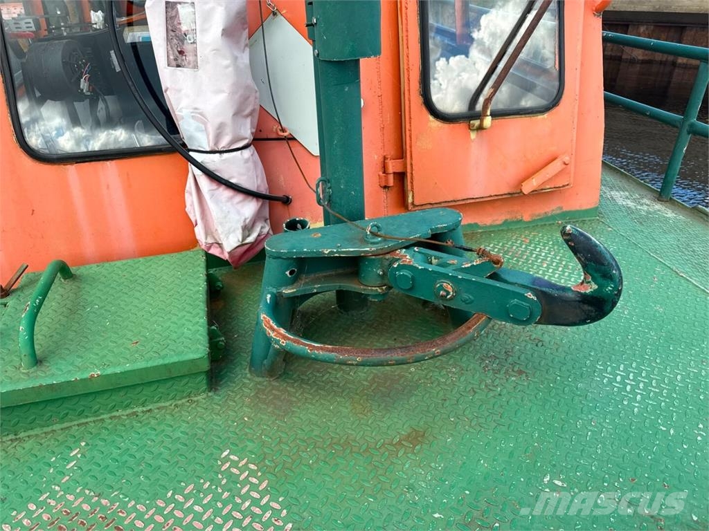  FBP 15M Proomu / Voodoo hinaaja / Hydr.yksikkö Work boats / barges