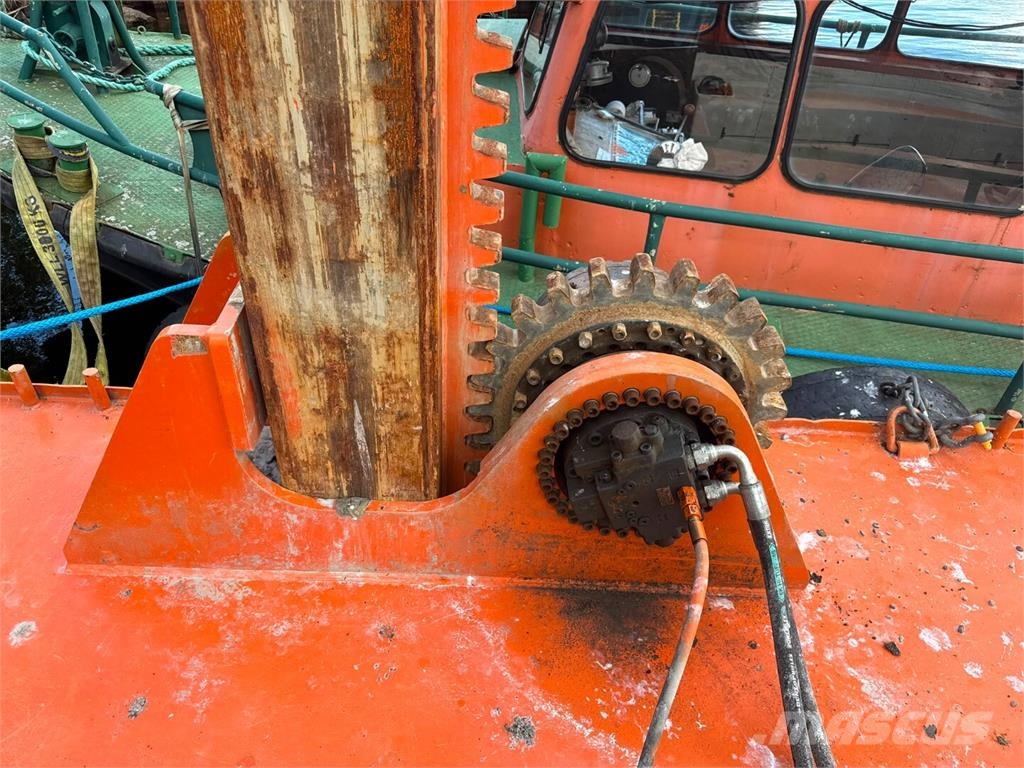  FBP 15M Proomu / Voodoo hinaaja / Hydr.yksikkö Work boats / barges