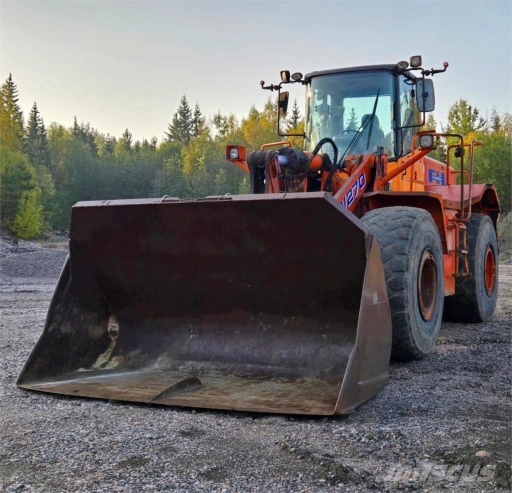 Fiat-Hitachi W270, rasvari, kauha Wielladers