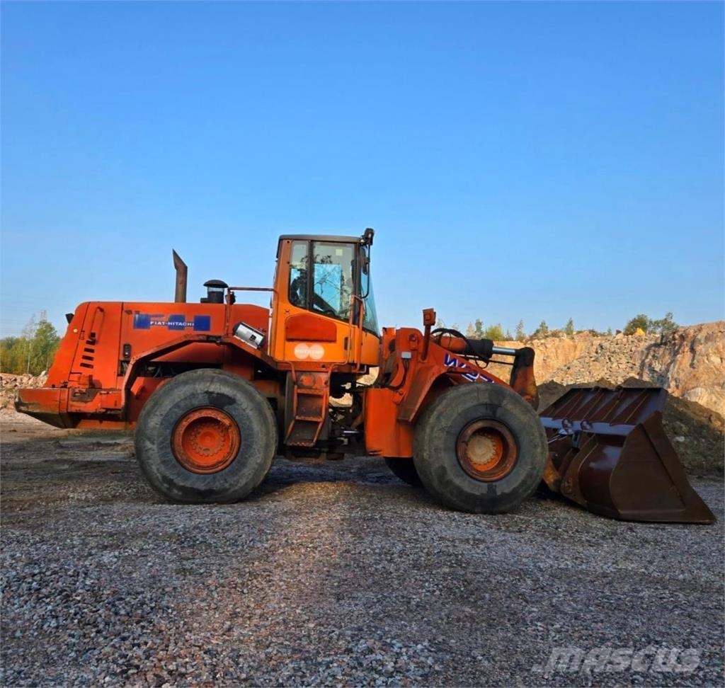 Fiat-Hitachi W270, rasvari, kauha Wielladers