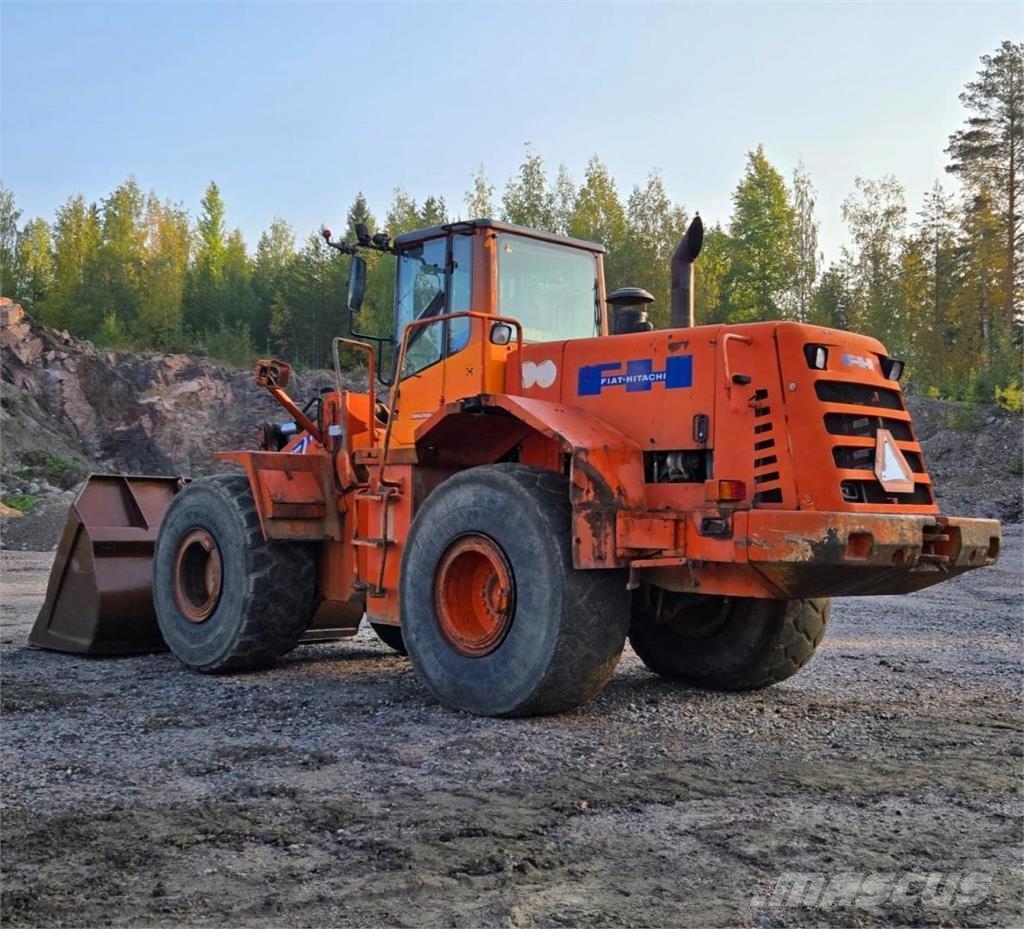Fiat-Hitachi W270, rasvari, kauha Wielladers
