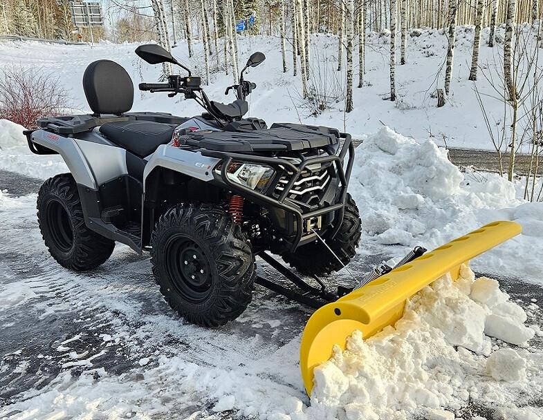 Finman LONCIN 300 XWOLF Трактори