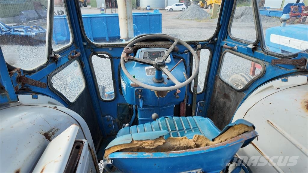 Ford 4000 SOPIVASTI HYVÄ KONE! الجرارات