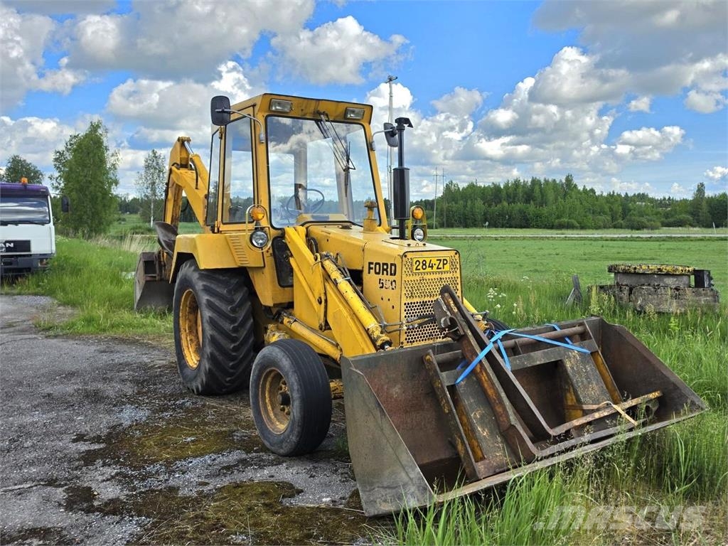 Ford 550, 2 kauhaa Ekskavaatorlaadurid
