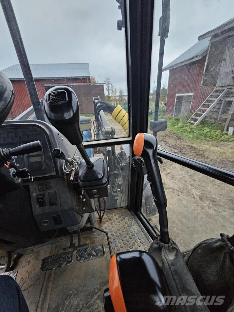 Ford 6640, etukuormaaja, kauha Traktorid