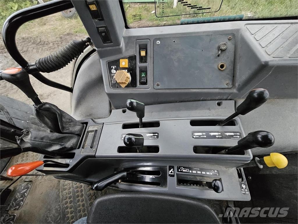 Ford 6640, etukuormaaja, kauha Traktorid