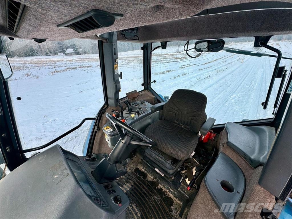 Ford 8770 الجرارات