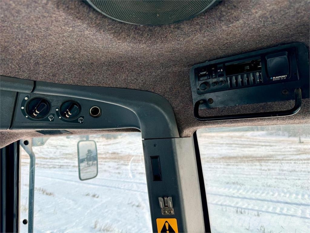 Ford 8770 الجرارات