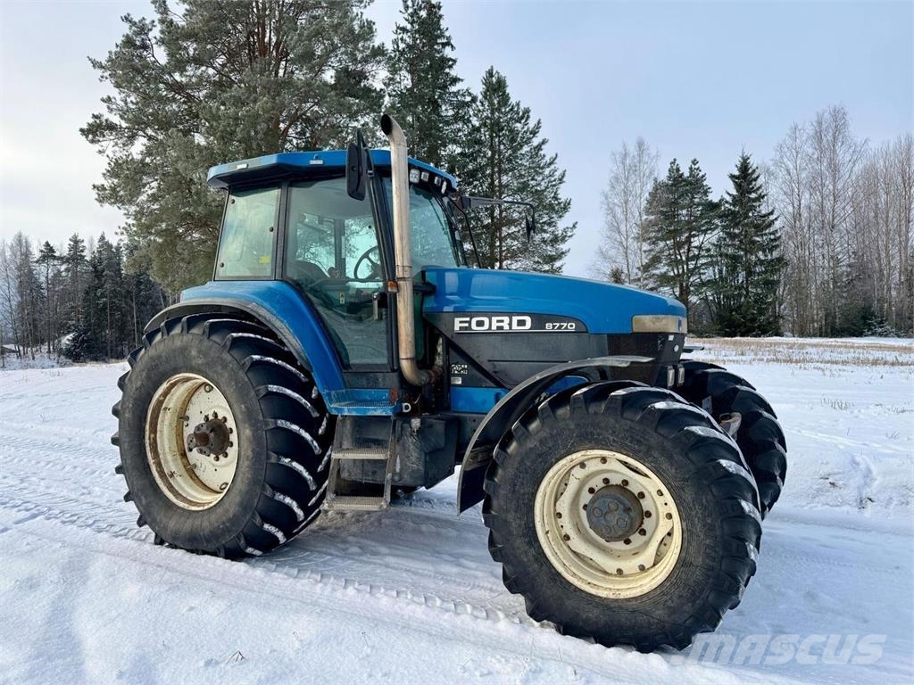 Ford 8770 الجرارات