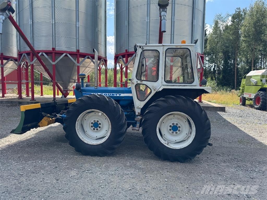 Ford COUNTY 764 TURBO HUOM KUNTO Traktoriai