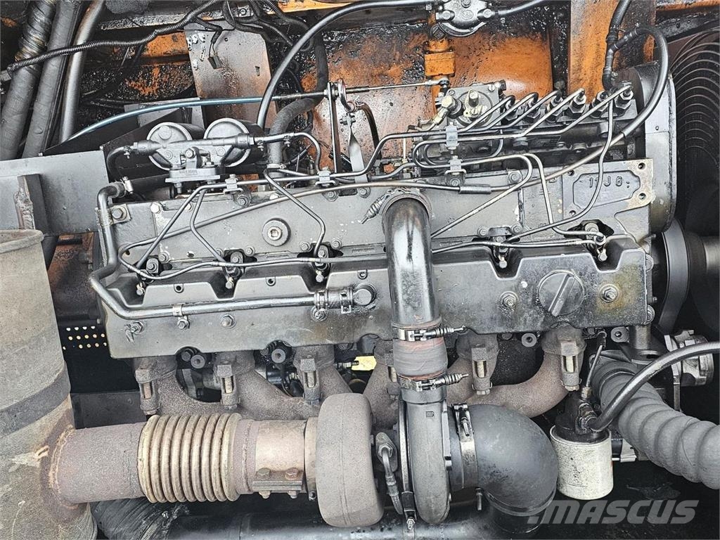 Halla HE280LC, Kuokkakauha Bageri gusjeničari