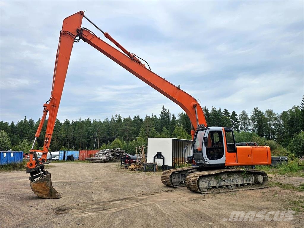 Hitachi EX200-5 pitkäpuomi Екскаватори з великим вилітом
