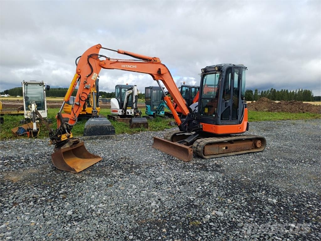 Hitachi Zaxis ZX50U Engcon pyörittäjällä Minigraafmachines < 7t
