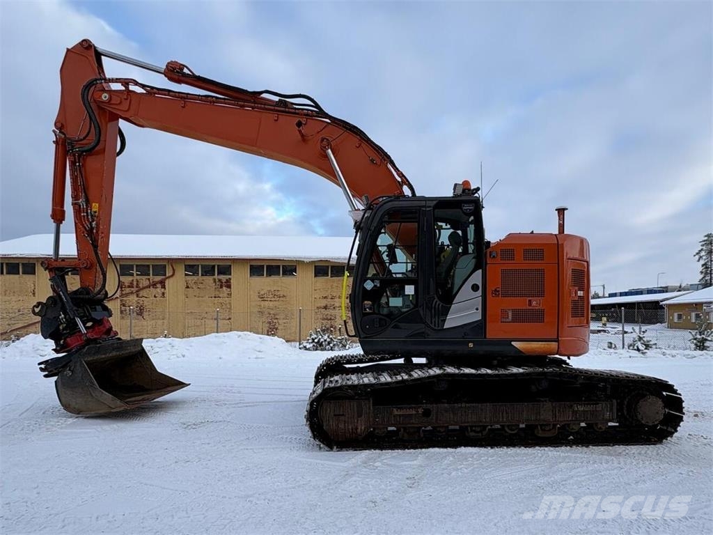 こうすけ Hitachi ZX 225 USLC-6, 2021, Lahti, Finland - Used crawler