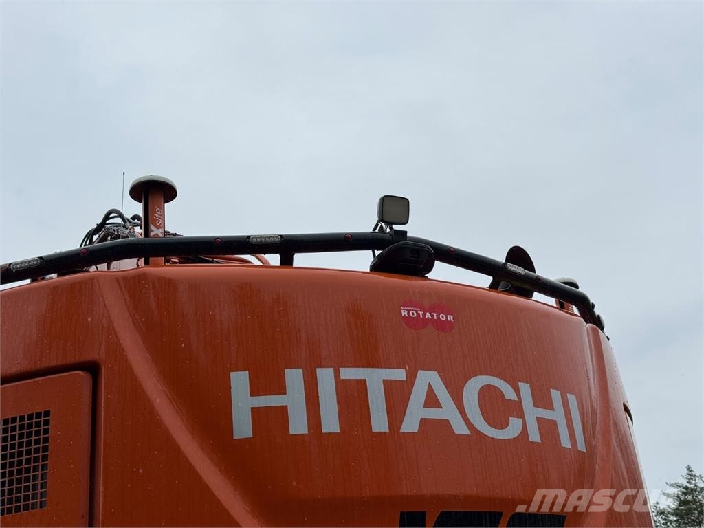 Hitachi ZX 225 USLC-7 Kāpurķēžu ekskavatori