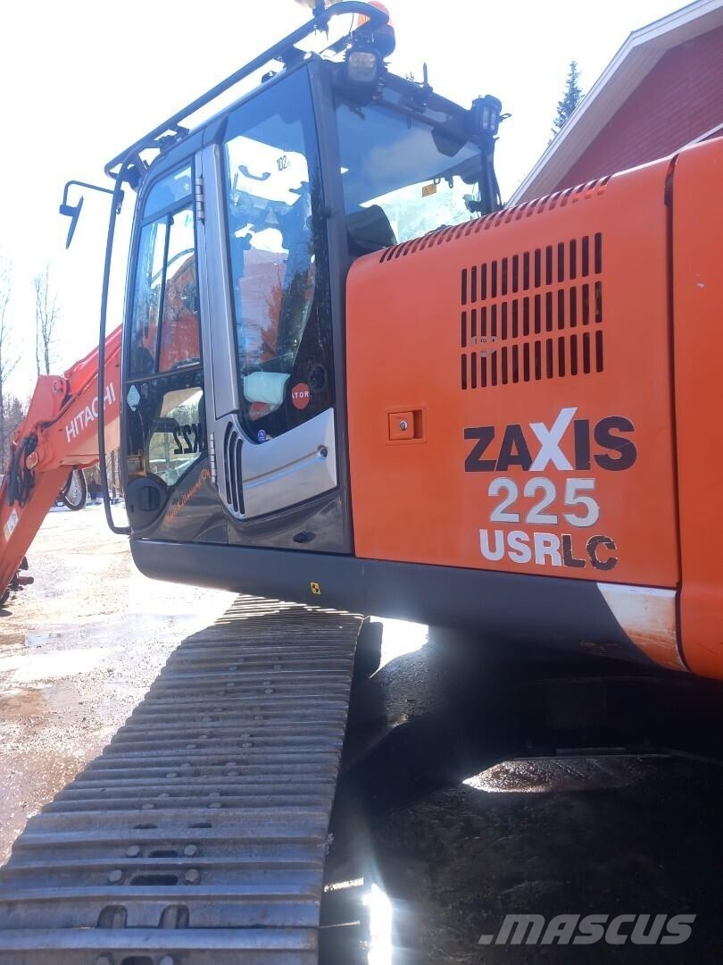 Hitachi ZX 225 USRLC-3 Roomikekskavaatorid