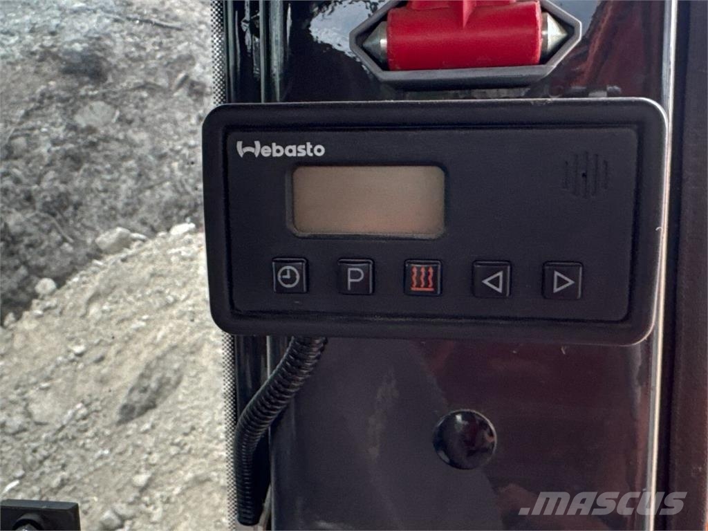 Hitachi ZX 300 LC-6 حفارات زحافة
