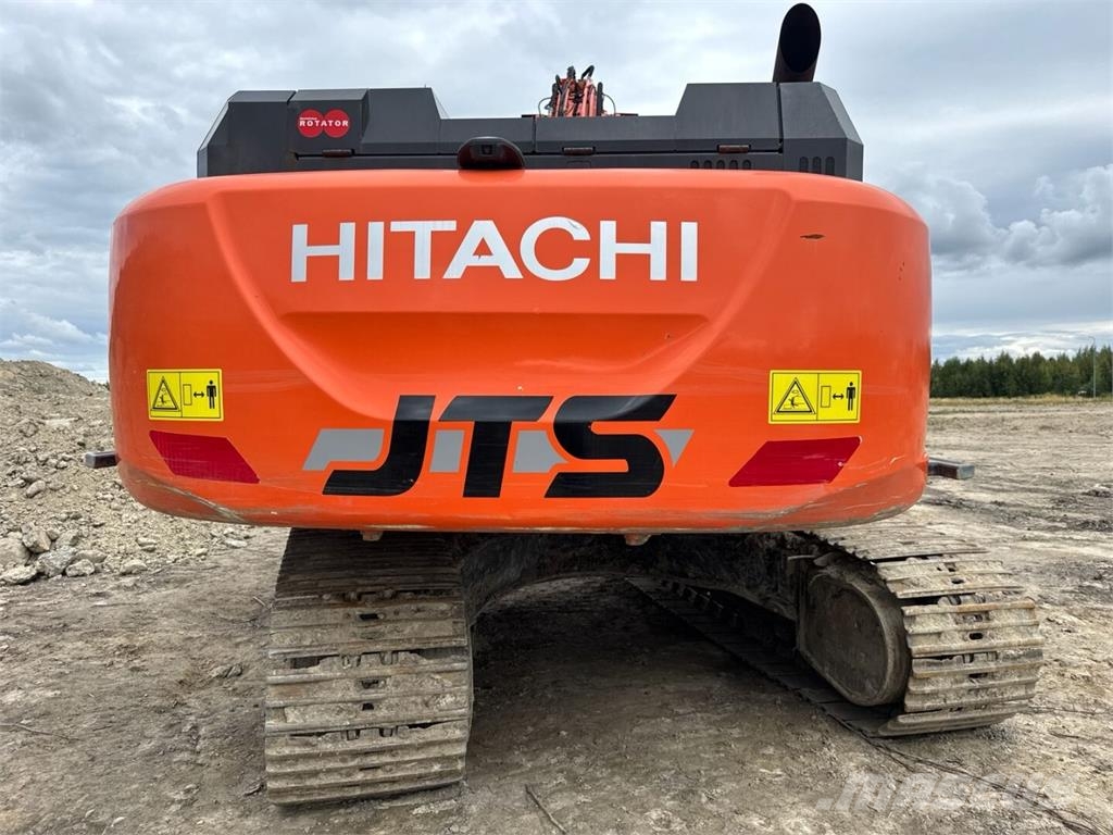 Hitachi ZX 300 LC-6 حفارات زحافة