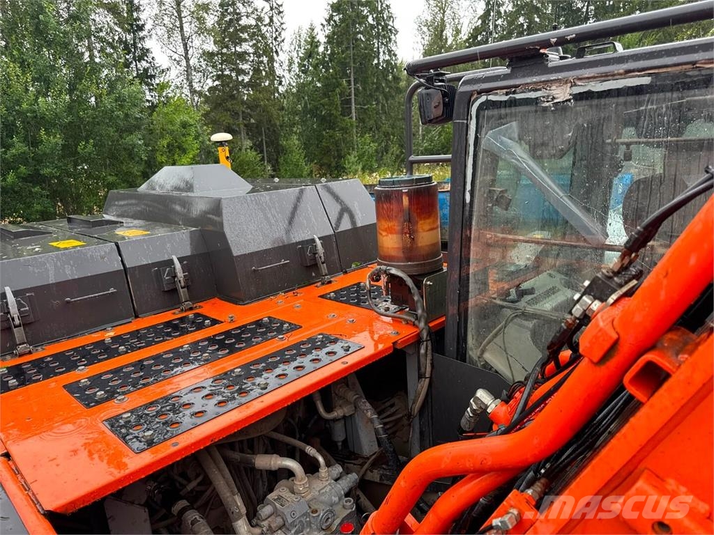 Hitachi ZX 300 LC-6 Escavadeiras de esteiras