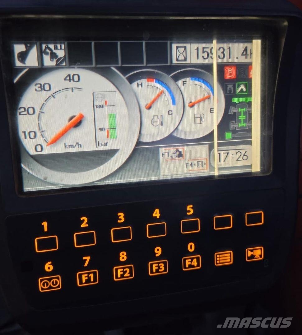 Hitachi ZX140W-3, Engcon, Webasto, 3 kauhaa, rasvari Ekskavatori uz riteņiem