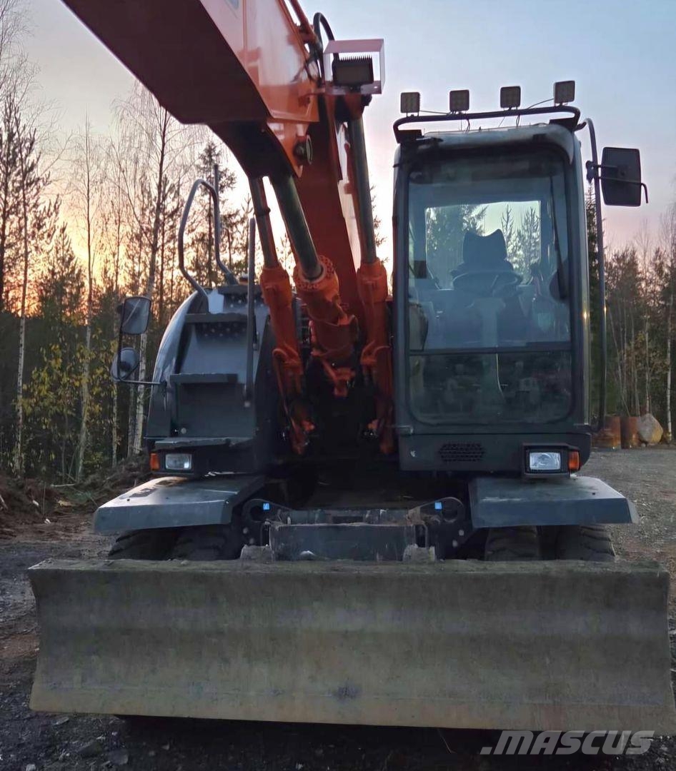 Hitachi ZX140W-3, Engcon, Webasto, 3 kauhaa, rasvari Ekskavatori uz riteņiem
