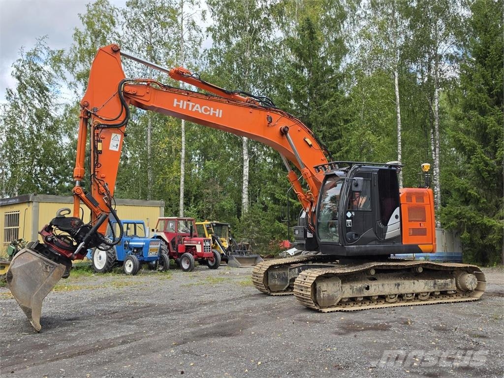 Hitachi ZX225USLC-5B, Trimble 3D, Rototilt, Lämmitin Koparki gąsienicowe