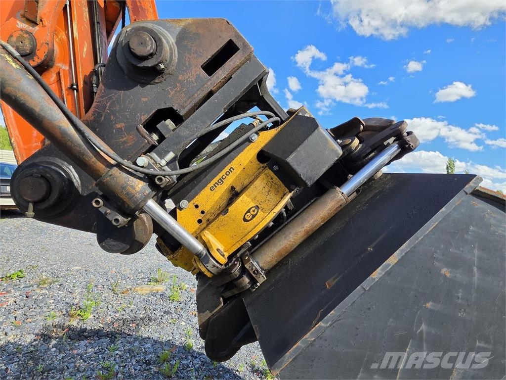 Hitachi ZX225USRLC-3, Engcon, Kauha, Webasto, Rasvari 履带挖掘机