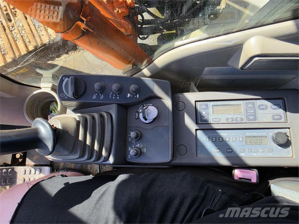 Hitachi ZX225USRLC-3, Engcon, Kauha, Webasto, Rasvari 履带挖掘机