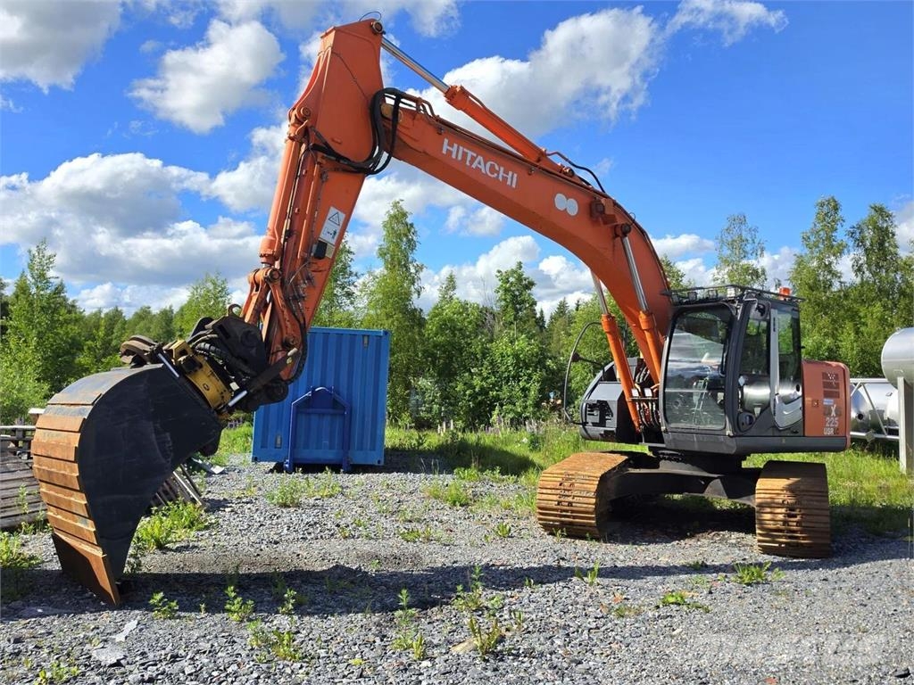 Hitachi ZX225USRLC-3, Engcon, Kauha, Webasto, Rasvari 履带挖掘机