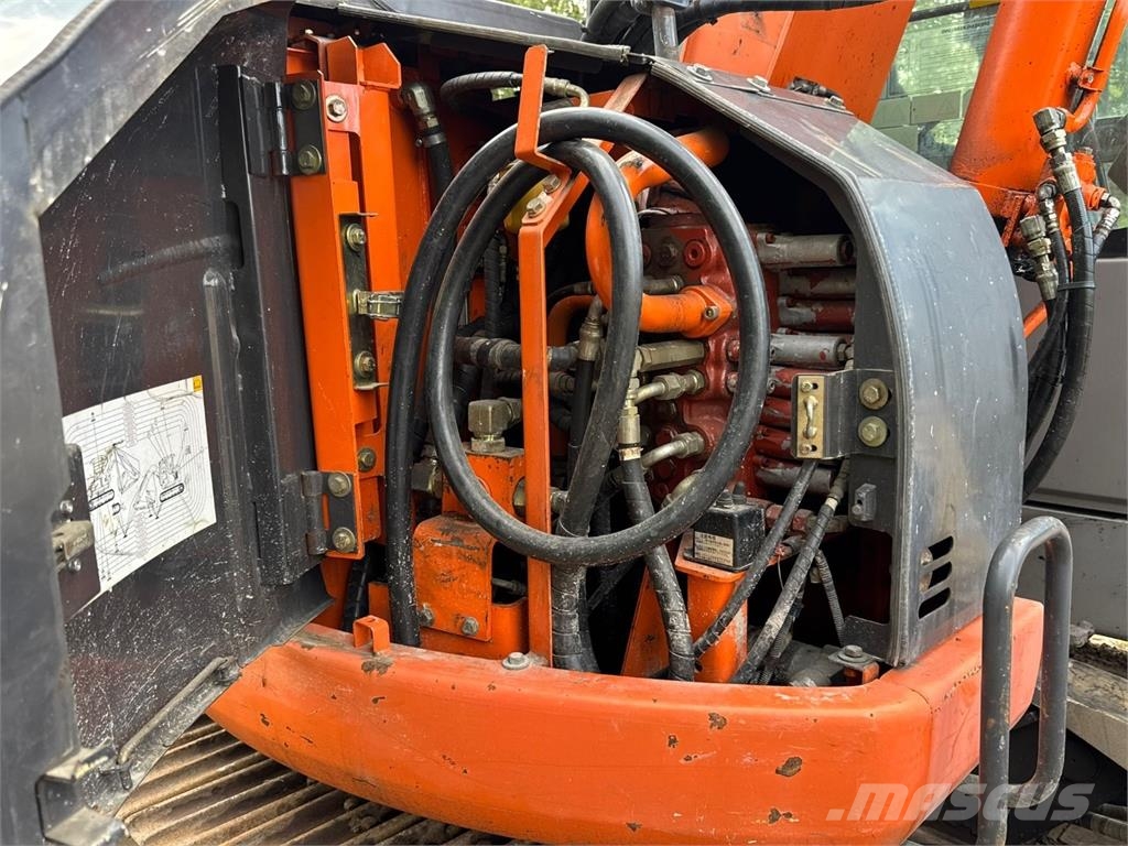 Hitachi ZX85 US حفارات وسط 7 طن - 12 طن