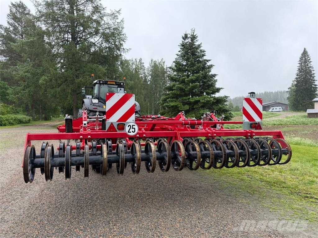 Horsch Terrano 4MT Grubber