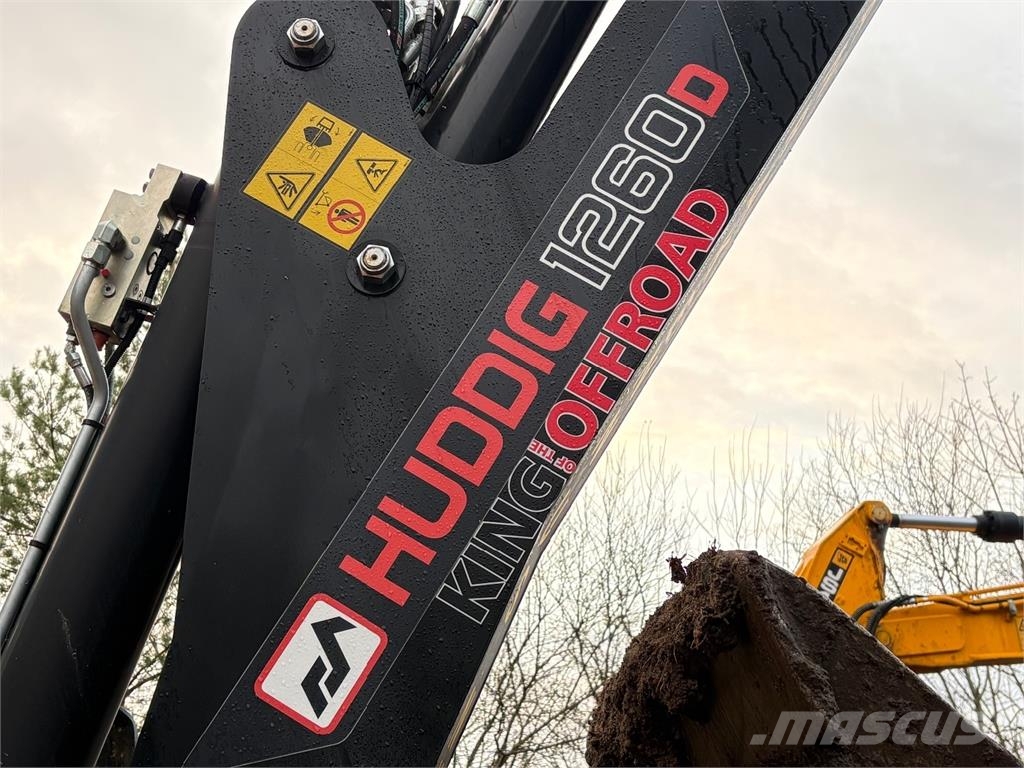 Huddig 1260D, 3D Eteen ja Taakse, Stage 4, Traktorgravere