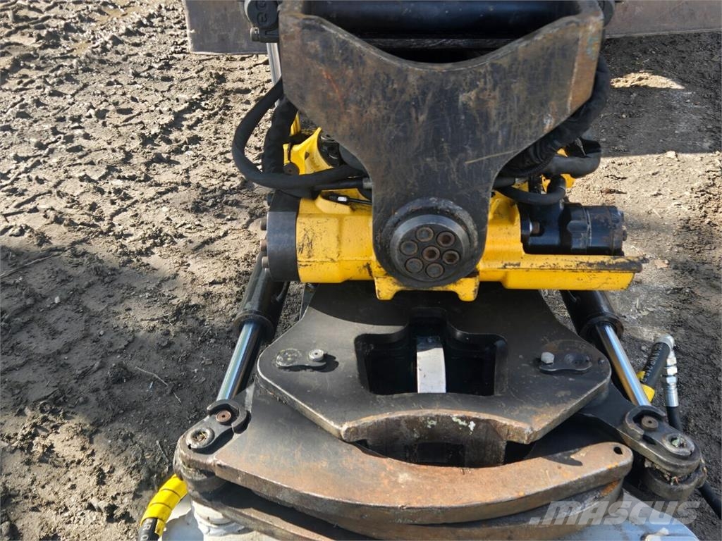 Hyundai 140W-7 Escavadoras de rodas