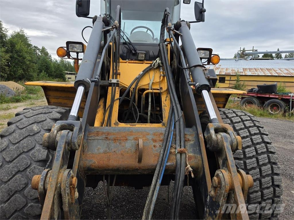 Hyundai HL730TM-7, Rasvari, Kauha Radlader