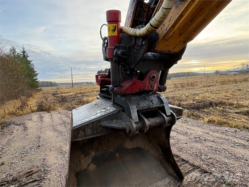 Hyundai Robex 140 LCD-7 Rototilt, Luiskakauha Excavadoras sobre orugas