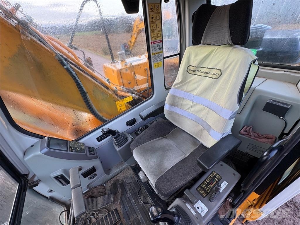 Hyundai Robex 140 LCD-7 Rototilt, Luiskakauha Excavadoras sobre orugas