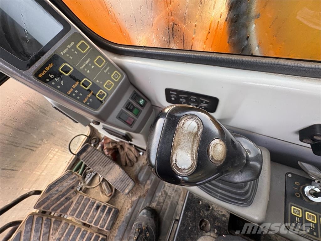 Hyundai Robex 140 LCD-7 Rototilt, Luiskakauha Excavadoras sobre orugas