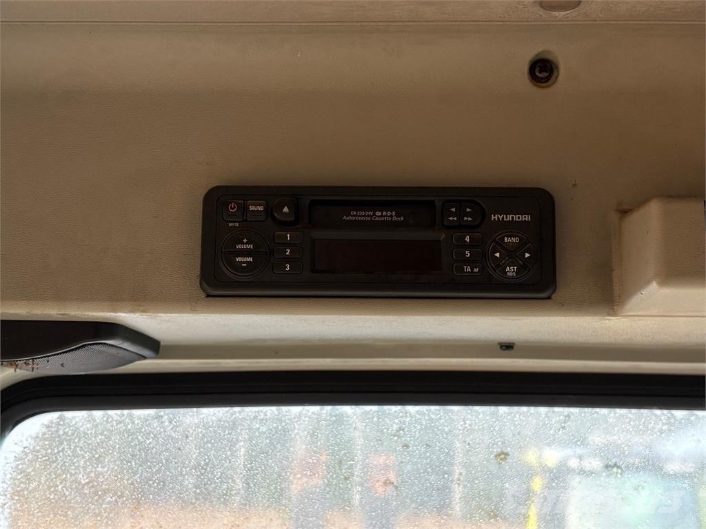 Hyundai Robex 140 LCD-7 Rototilt, Luiskakauha Excavadoras sobre orugas