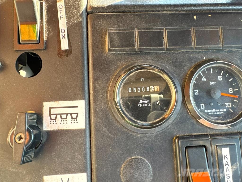 Iveco 150 E18 BUCHER TAZ SILENT Lakaisukoneet