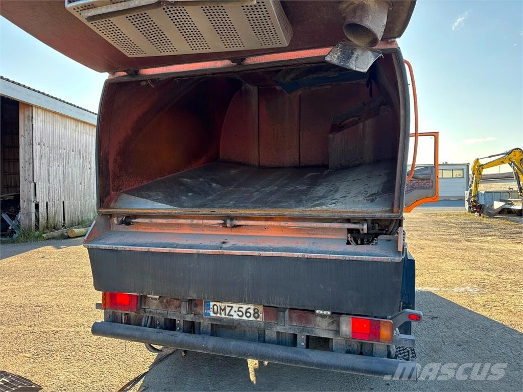 Iveco 150 E18 BUCHER TAZ SILENT Lakaisukoneet