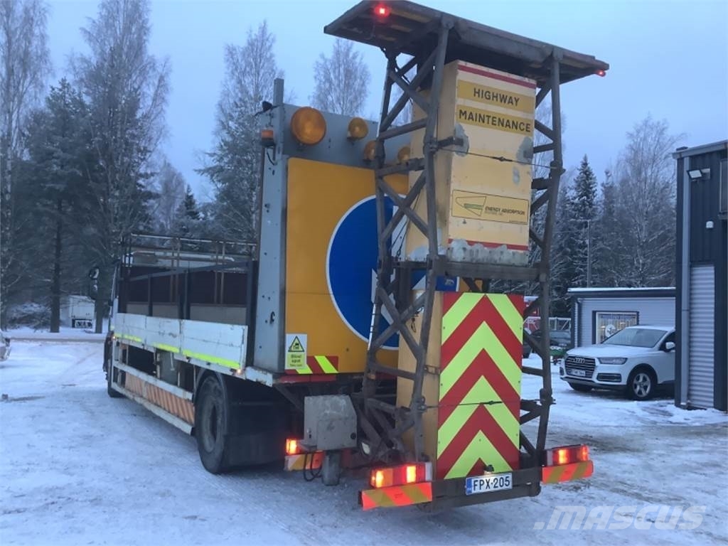 Iveco 180 e 25 Otros camiones